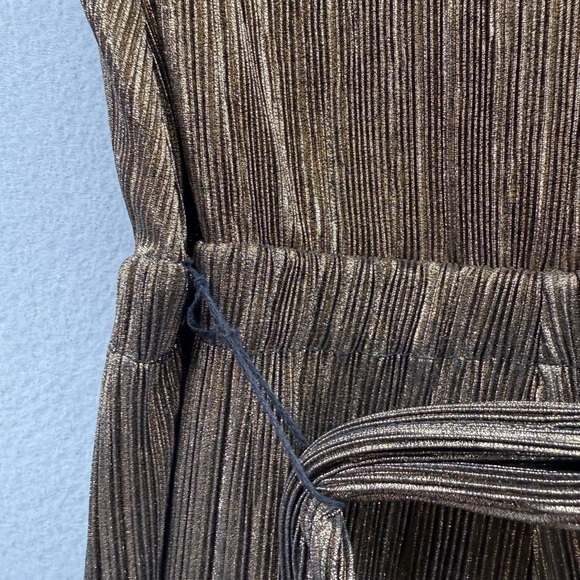 Anthropologie Vanessa Virginia Pont Neuf Gold Metallic Jumpsuit Size XS Formal - Picture 9 of 16